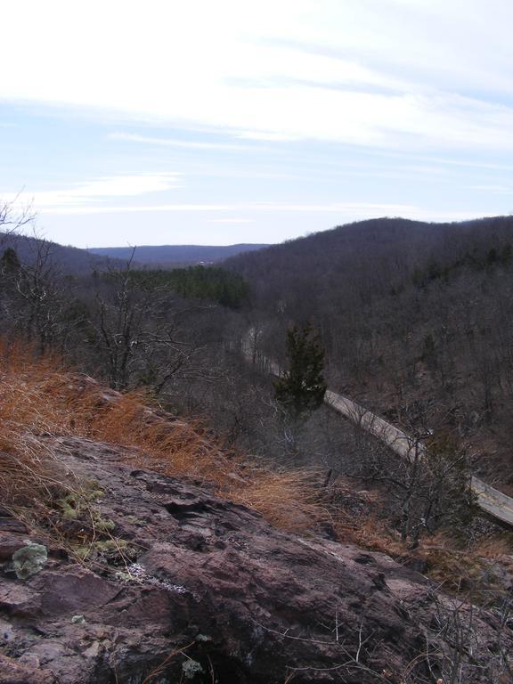 Shepherd Mountain Inn & Suites Pilot Knob Kültér fotó
