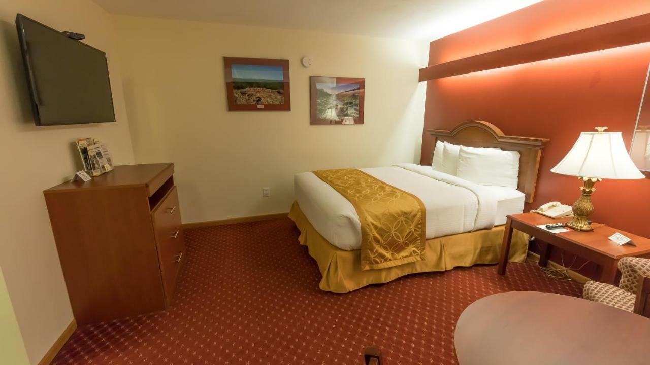 Shepherd Mountain Inn & Suites Pilot Knob Kültér fotó