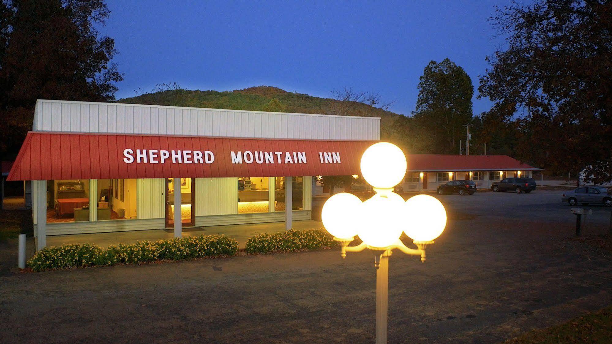 Shepherd Mountain Inn & Suites Pilot Knob Kültér fotó