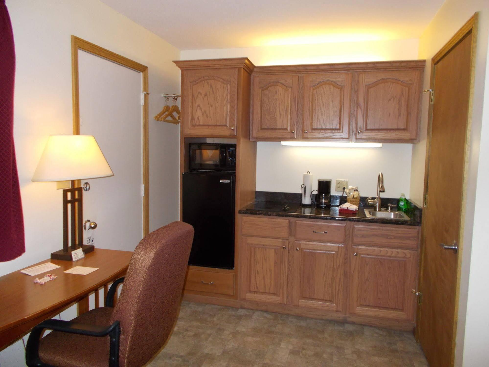 Shepherd Mountain Inn & Suites Pilot Knob Kültér fotó